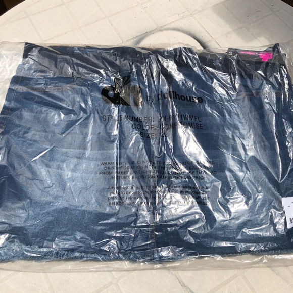 💛PLUS ~ NWT 🗣1 LEFT 🛎 - Picture 4 of 6